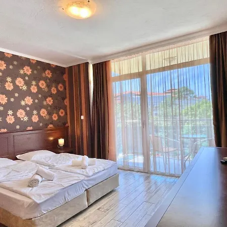 Daire Gallery - Private - Bsr - 2 *